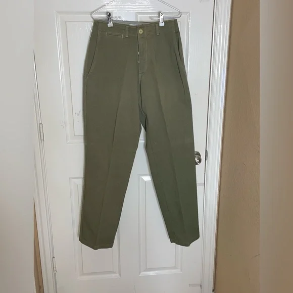 Armani Jeans Khaki Pants Mens Size 30/34 Olive Green Flat Front Casual Cotton - Picture 1 of 11